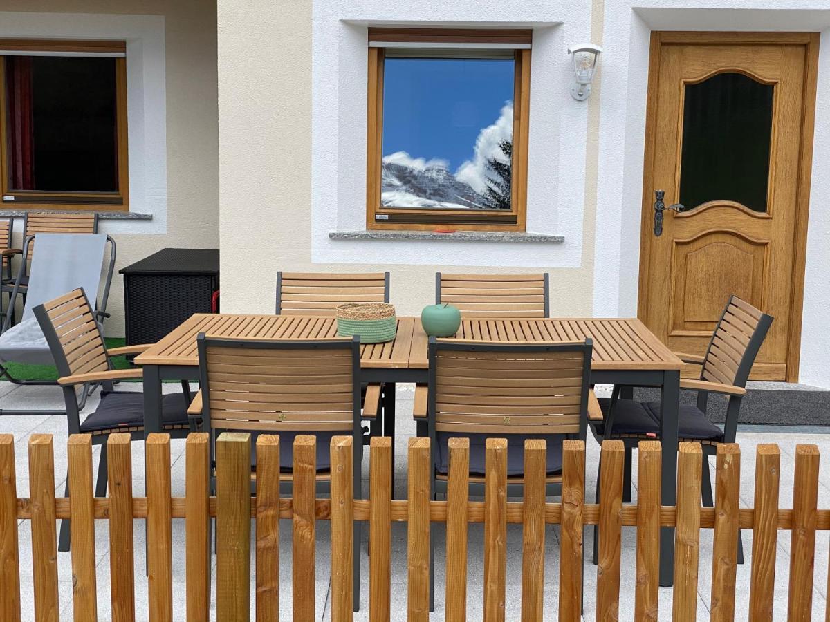 Apartments Oberhollenzer Braies  Kültér fotó