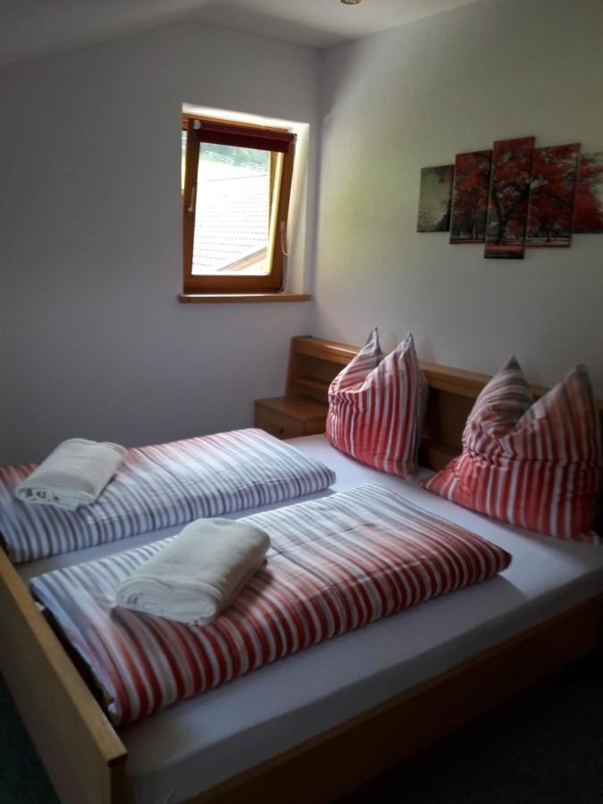 Apartments Oberhollenzer Braies  Kültér fotó
