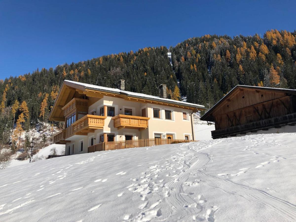 Apartments Oberhollenzer Braies  Kültér fotó
